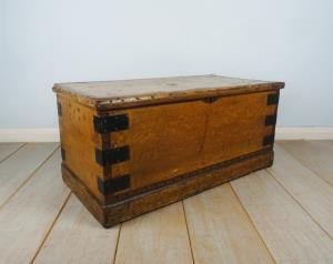 Original Victorian Hand Painted Travelling Trunk Chest